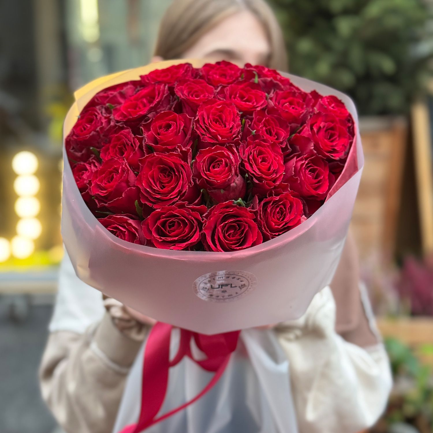 Bouquet 25 red roses Kenia