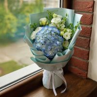 hydrangea, eustoma (3 pcs.), eucalyptus, packaging, ribbon