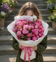 spray rose (13 pcs.), packaging, ribbon