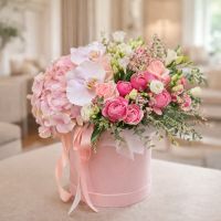 pink hydrangea, phalaenopsis orchid flower, cream kimberly rose (5 pcs.), rose silva pink bubbles, white eustoma, limonium, packaging, ribbon