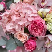 Bouquet Pink flower box