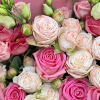 Bouquet Pink mix of roses and eustoma