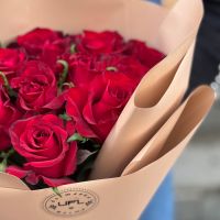 Bouquet 11 red roses Kenia