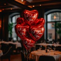 Product 15 red heart balloons