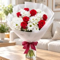 white spray chrysanthemum, red rose (7 pcs.), packaging, ribbon