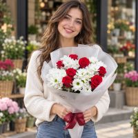 white spray chrysanthemum, red rose (7 pcs.), packaging, ribbon