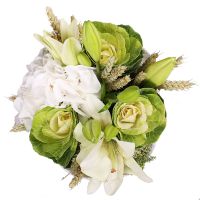Mix in White Colors, white bouquet, seasonal flowers, white seasonal flowers