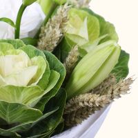 Mix in White Colors, white bouquet, seasonal flowers, white seasonal flowers