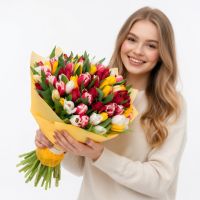 Order the bouquet in our online shop. Delivery!