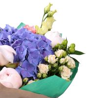peony, hydrangea, hypericum, spray rose, eustoma, packaging, ribbon