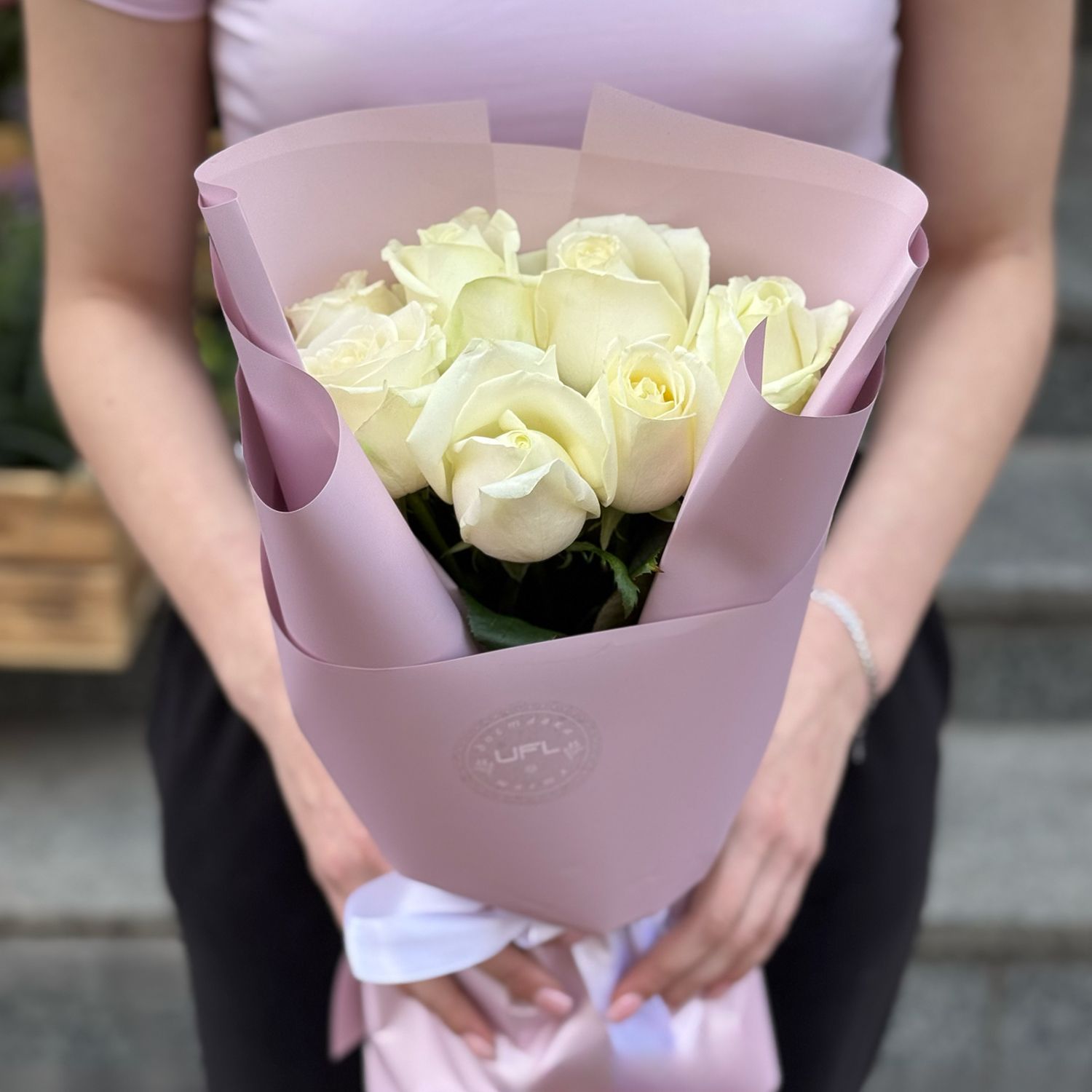 Bouquet 7 white roses