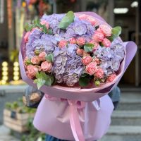 Bouquet Lavender bouquet of hydrangea and roses
