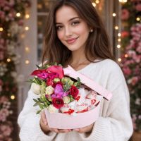 calla, eustoma, spray rose, freesia (3 pcs.), eucalyptus, heart-shaped box, packaging, ribbon